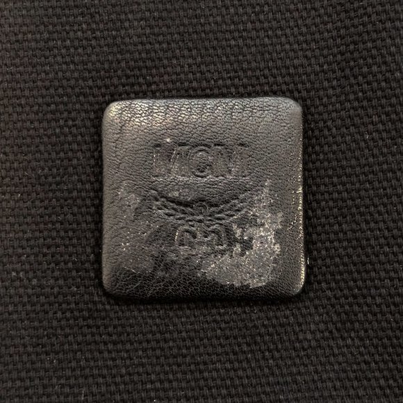 MCM Project Shopper Visetos Leopard Print Tote - Picture 3 of 11